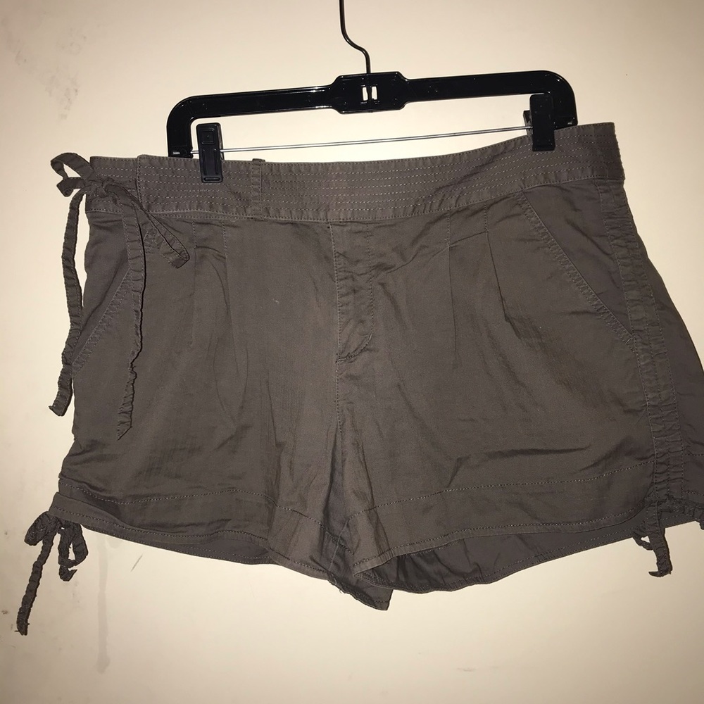 Juicy couture cargo shorts